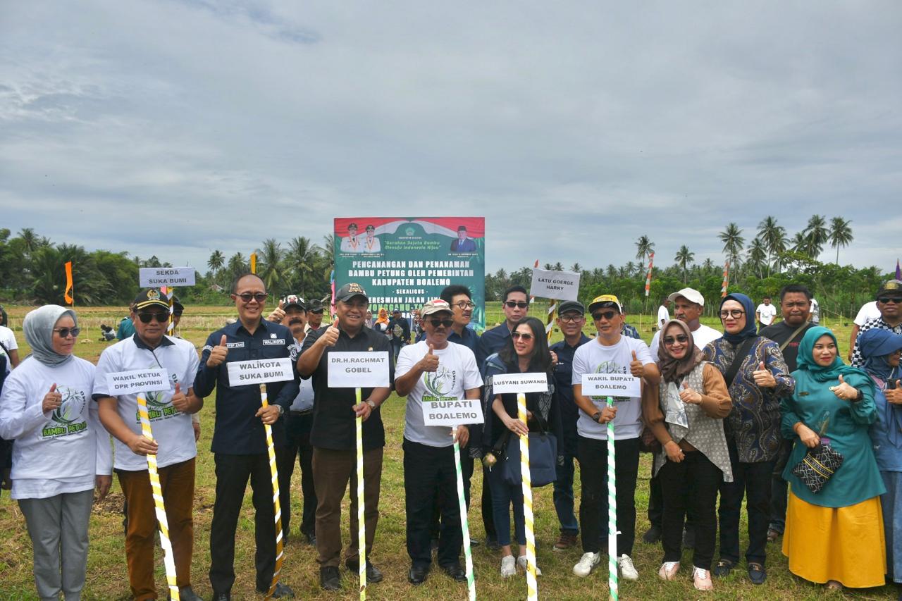 Penanaman Bambu Petung di Desa Kuala Lumpur Kecamatan Paguyaman